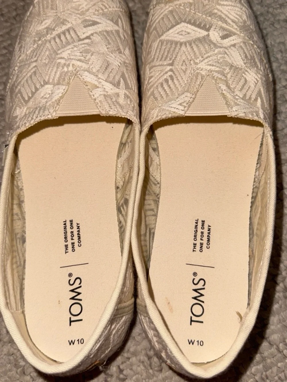 TOMS Women's Natural Geo Lace Classic Alpargata Slip-On